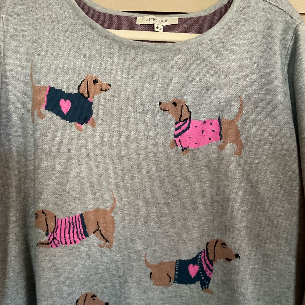 Astrologie Gray Sweater with Dachshund Design.  Size XL NWT - Picture 4 of 10